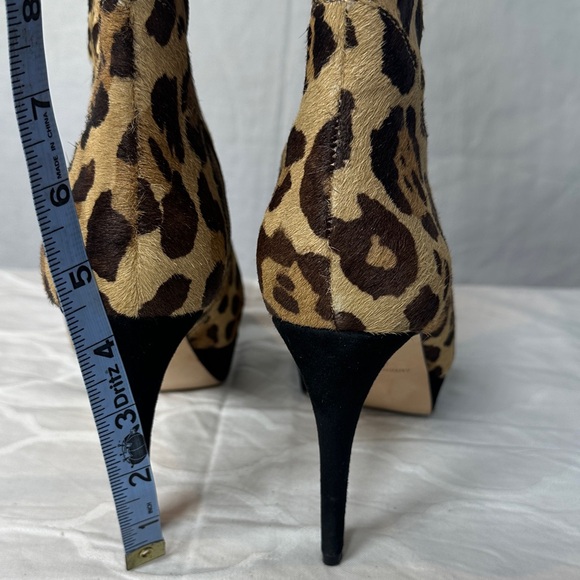 Antonio Melani Leopard Print Knee-High Boots Size 8.5 - Picture 9 of 17